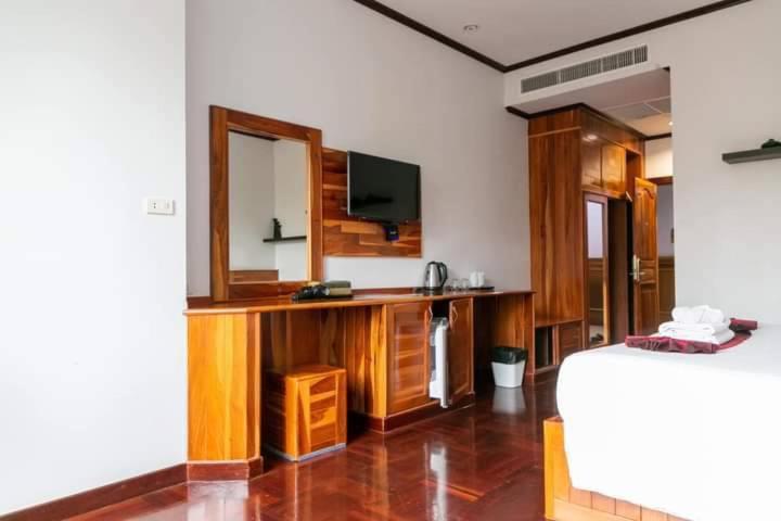 Sky View Hotel Buri Ram Eksteriør billede